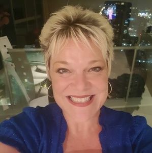 Meet your Posher, Renee